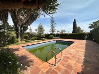 Chalet en venta en Picassent