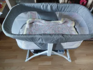 Minicuna de viaje gris