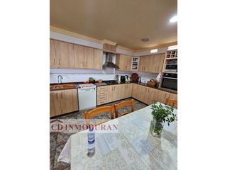 Hotel en venta en Caudete