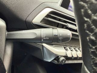 Peugeot 3008 1.2 PURETECH 96KW (130CV) ALLURE S&S