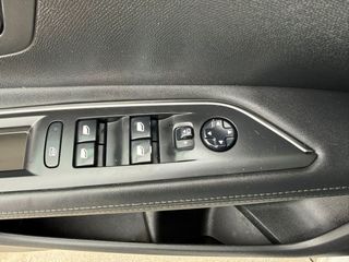 Peugeot 3008 1.2 PURETECH 96KW (130CV) ALLURE S&S