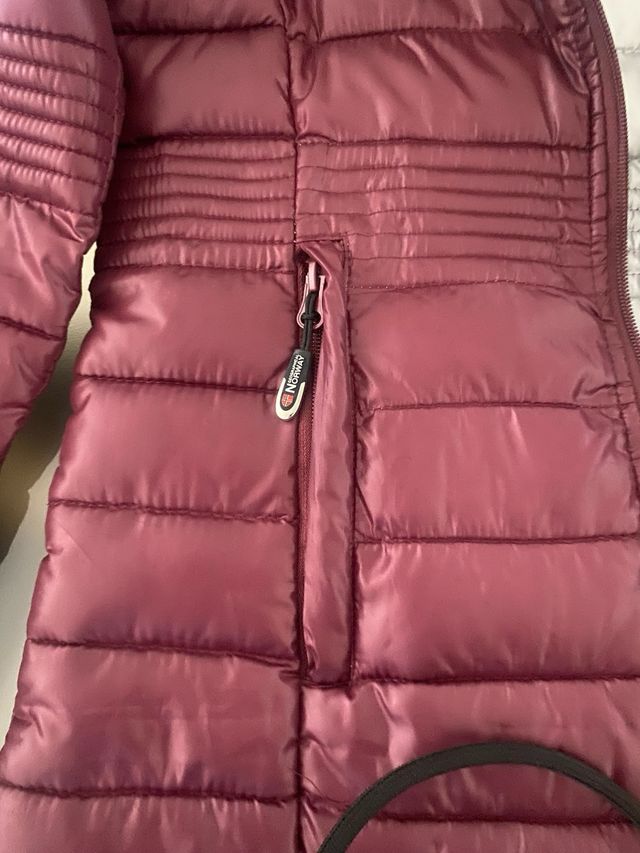 Plumas ligero 3/4 tono burdeos Talla M burdeos