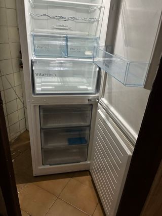 Nevera blanca como nueva Bosch