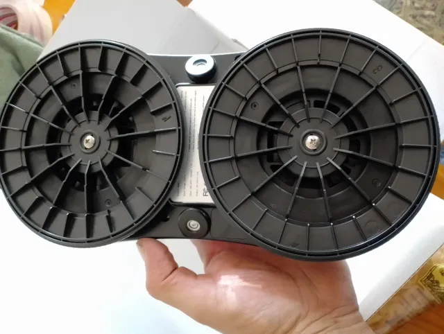 Robot limpiacristales eléctrico