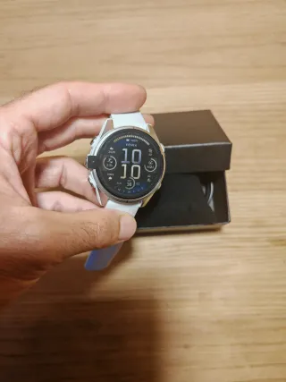 Garmin Fenix 8 43mm AMOLED