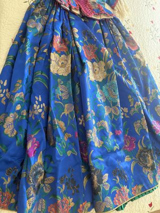 Traje Alicantina bordado