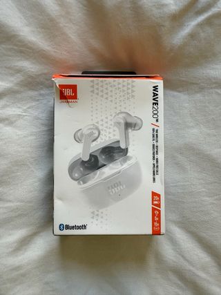 Auriculares JBL Wave 200 TWS