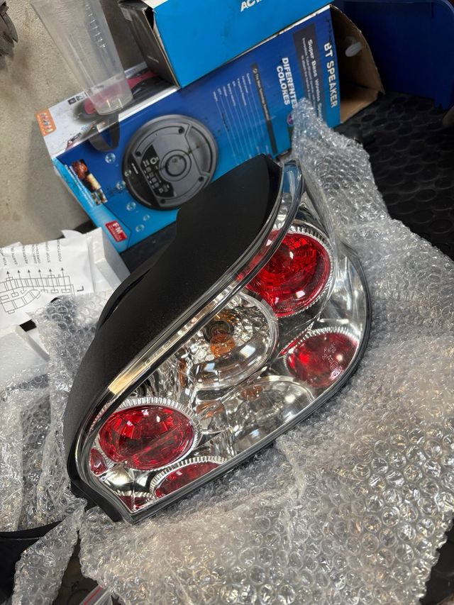 Pilotos Traseros Saxo VTS