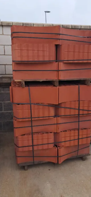 Bovedilla cerámica curva