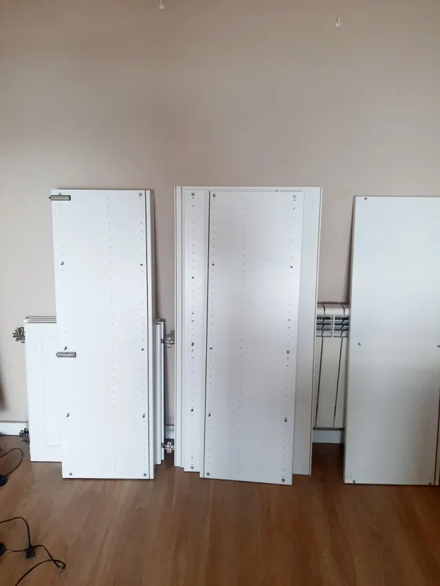 Aparador Ikea Blanco Puertas y Estantes