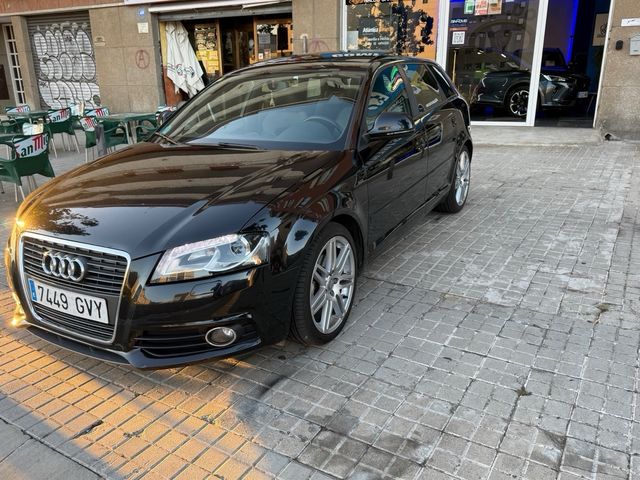 Audi A3 pegatina C de la DGT