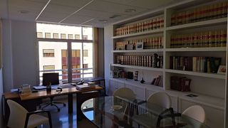 Oficina en alquiler en Centro en Logroño