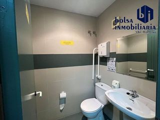 Local comercial en alquiler en Alcalá la Real