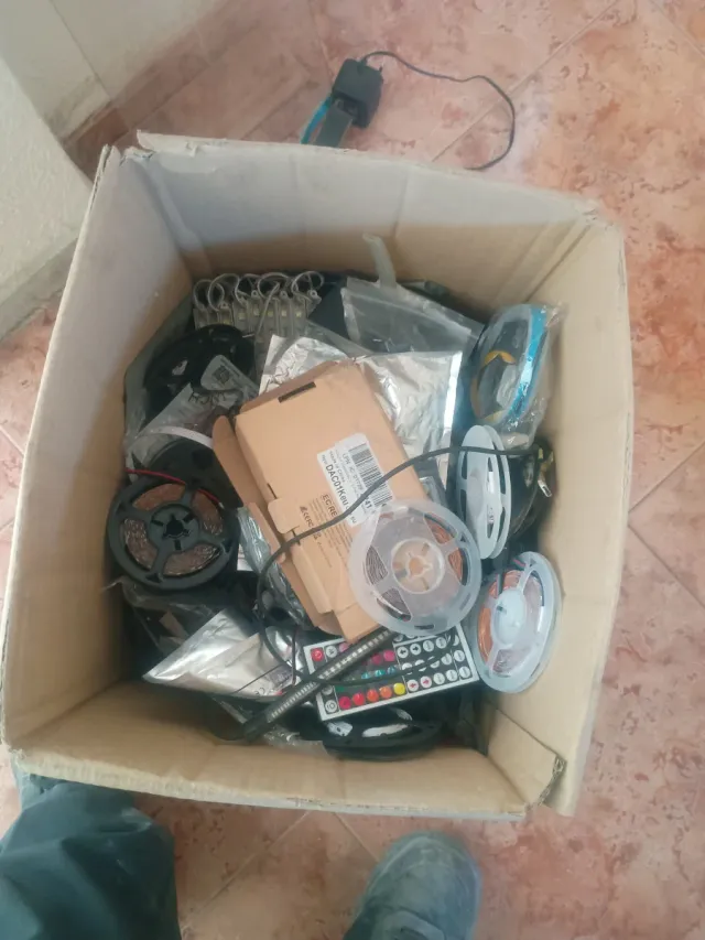 Unidad Tiras LED y Accesorios