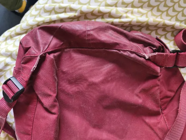 Mochila Fjallraven Kanken original color burdeos