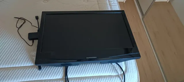 Televisor SUPRATECH Negro con TDT