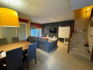 Chalet en venta en Terra Nostra en Montcada i Reixac