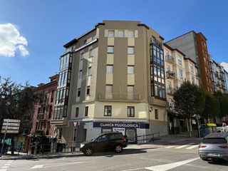 Piso en alquiler en Puerto Chico en Santander