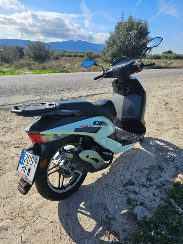 Moto Goes G125M Blanca