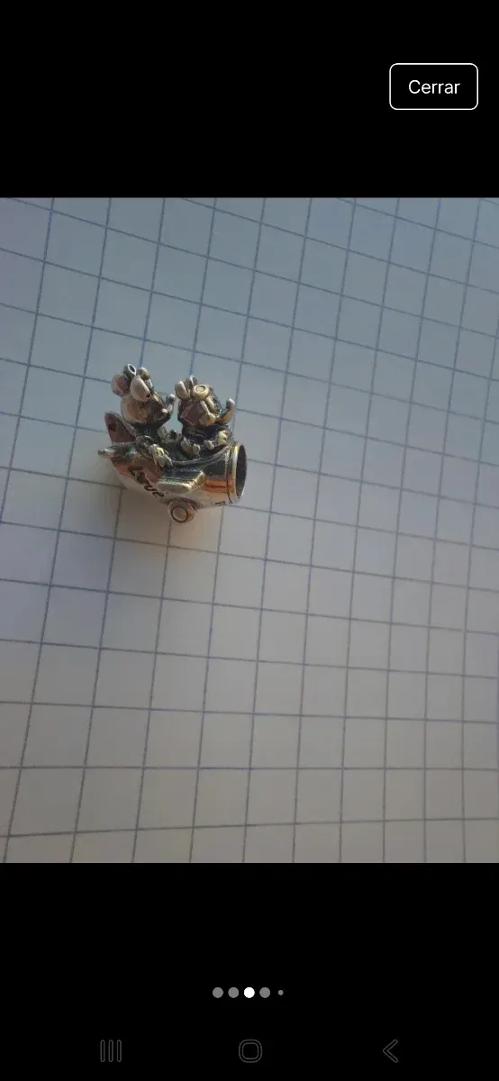 Charm de plata con figuras de Mickey y minnie