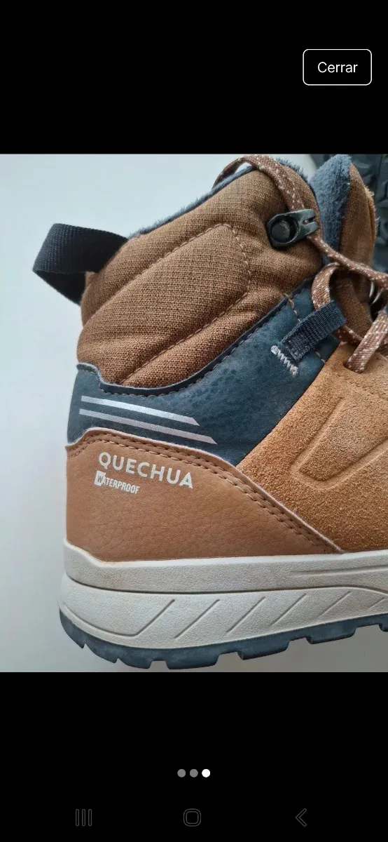 Botas de montaña impermeables marrones