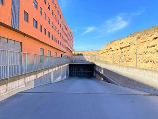 Garaje en venta en Portillejo - Valdegastea en Logroño