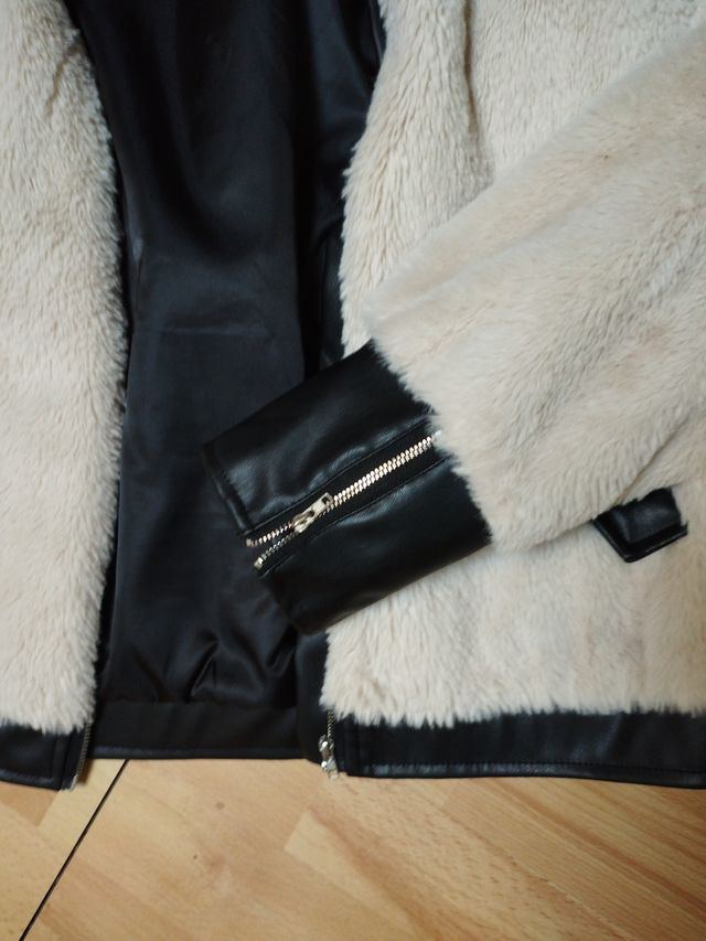 Cazadora pelo mujer beige y negra