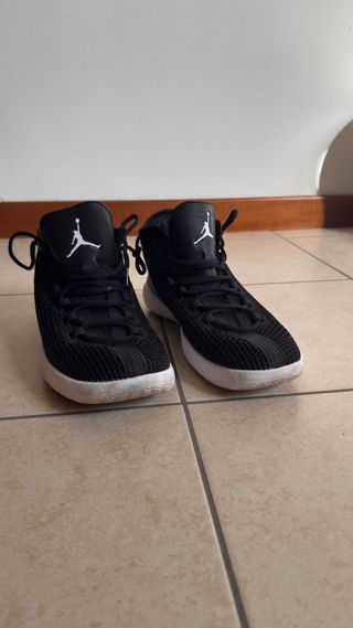 Scarpe Jordan 11 nere
