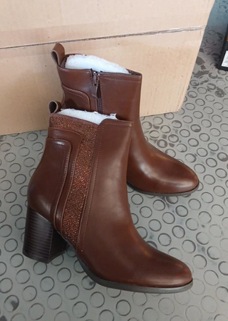 botines de tacón marrones