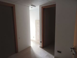 Local comercial en venta en Vilablareix