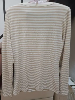 Maglia a righe dorate con strass