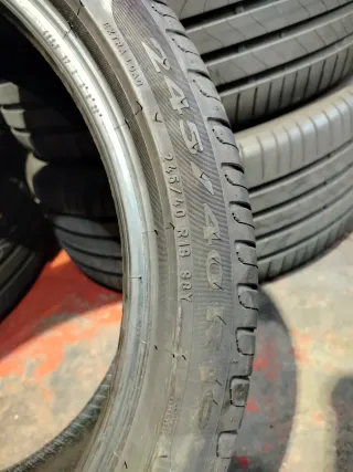 Neumático Pirelli 245/40 R19 98Y