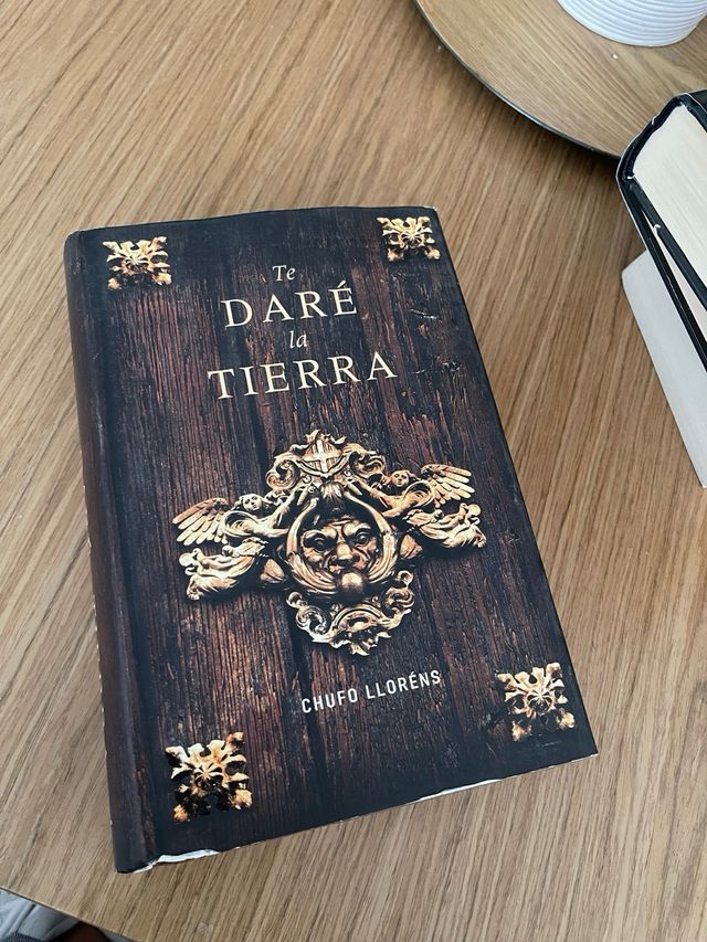 “te daré la tierra” Chufo Lloréns