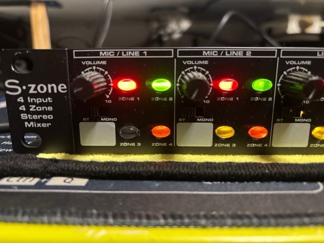 Samson S-zone Mezclador 4 Canales / 4 Zonas
