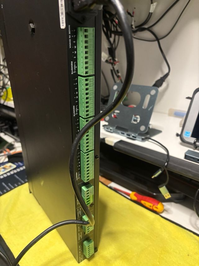 Samson S-zone Mezclador 4 Canales / 4 Zonas