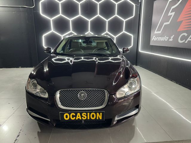 Jaguar XF 2010