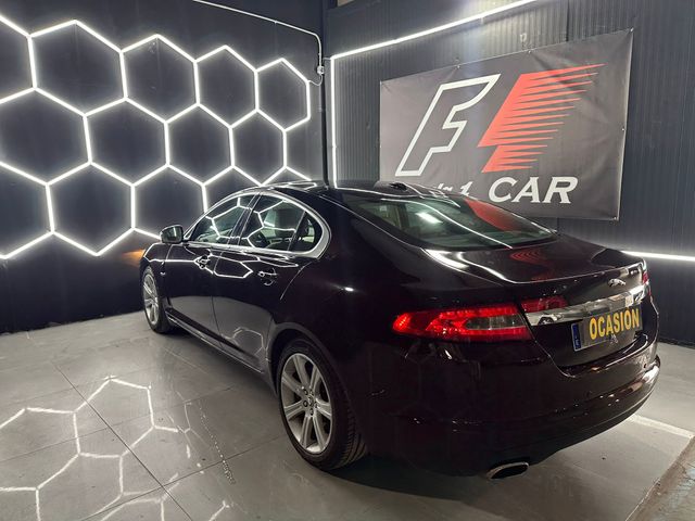 Jaguar XF 2010