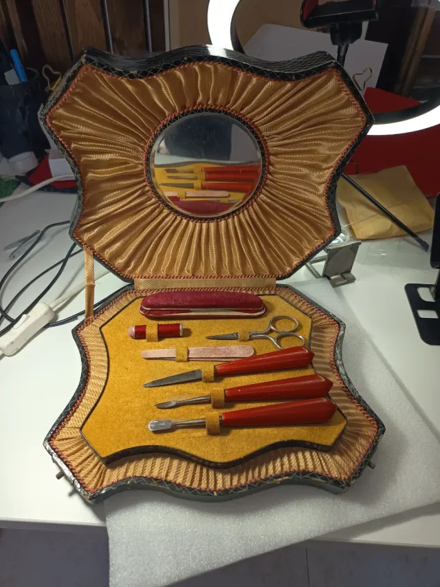 Set Manicura Antiguo Estuche 