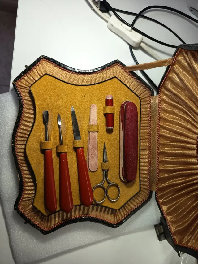 Set Manicura Antiguo Estuche 
