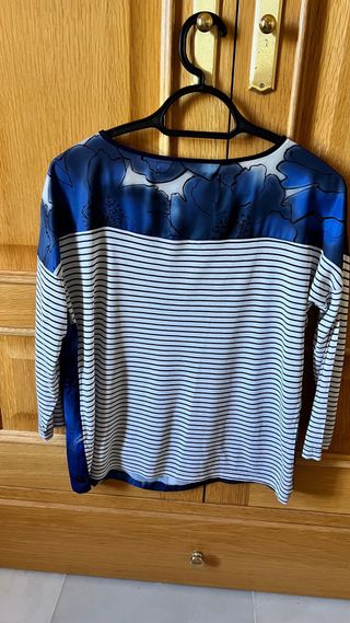 Blusa Luisa Cerano Seda Mezcla Floral Azul