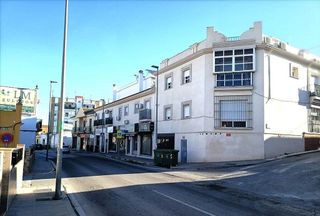 Local comercial en venta en Gines