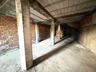 Local comercial en venta en Gines