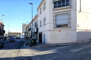 Local comercial en venta en Gines
