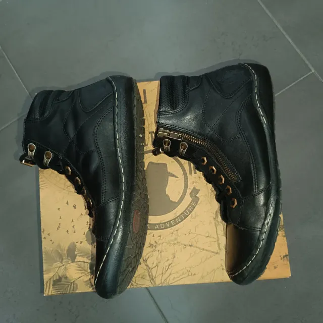 Botín Coronel Tapioca Negro Piel Cremallera