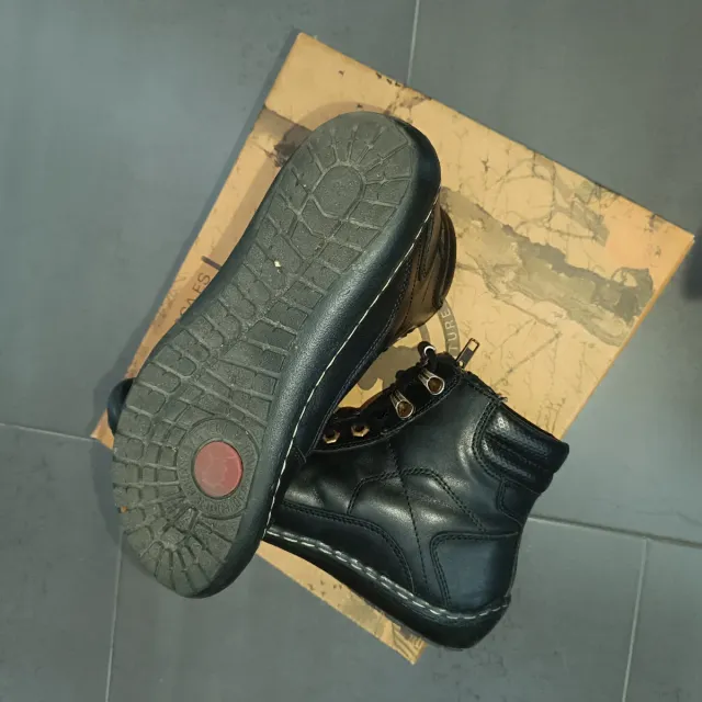 Botín Coronel Tapioca Negro Piel Cremallera