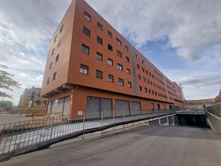 Garaje en venta en Portillejo - Valdegastea en Logroño