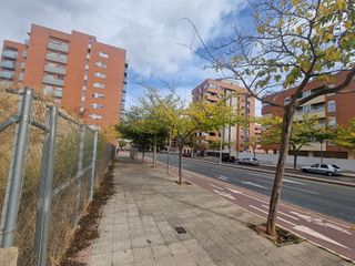 Garaje en venta en Portillejo - Valdegastea en Logroño