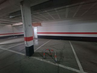 Garaje en venta en Portillejo - Valdegastea en Logroño