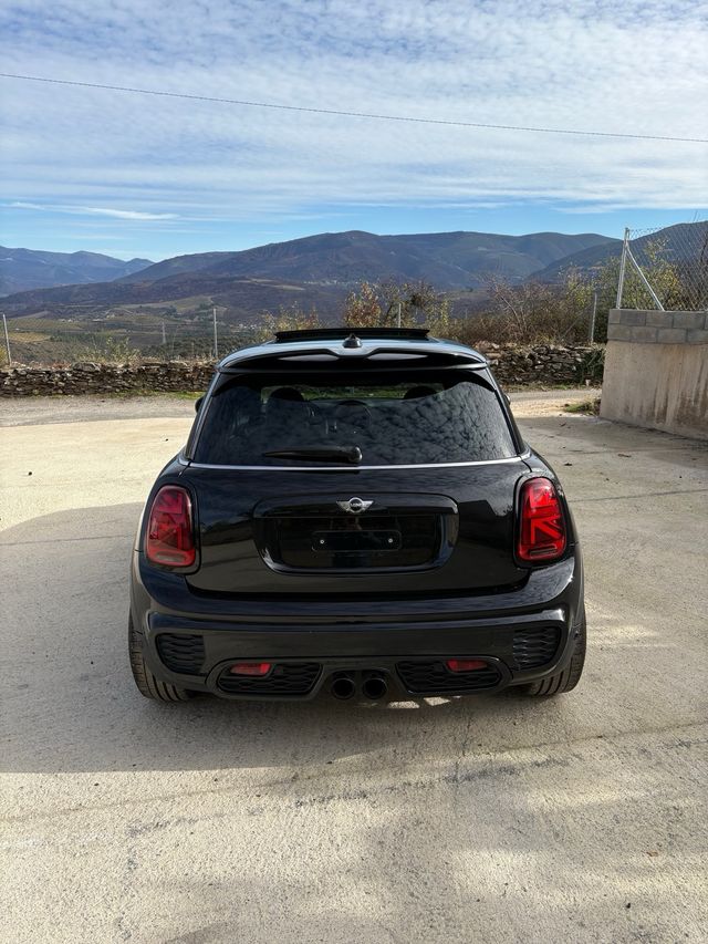 MINI John Cooper Works 2015