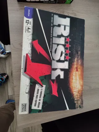 Risk: El Juego de Conquista Estratégica
